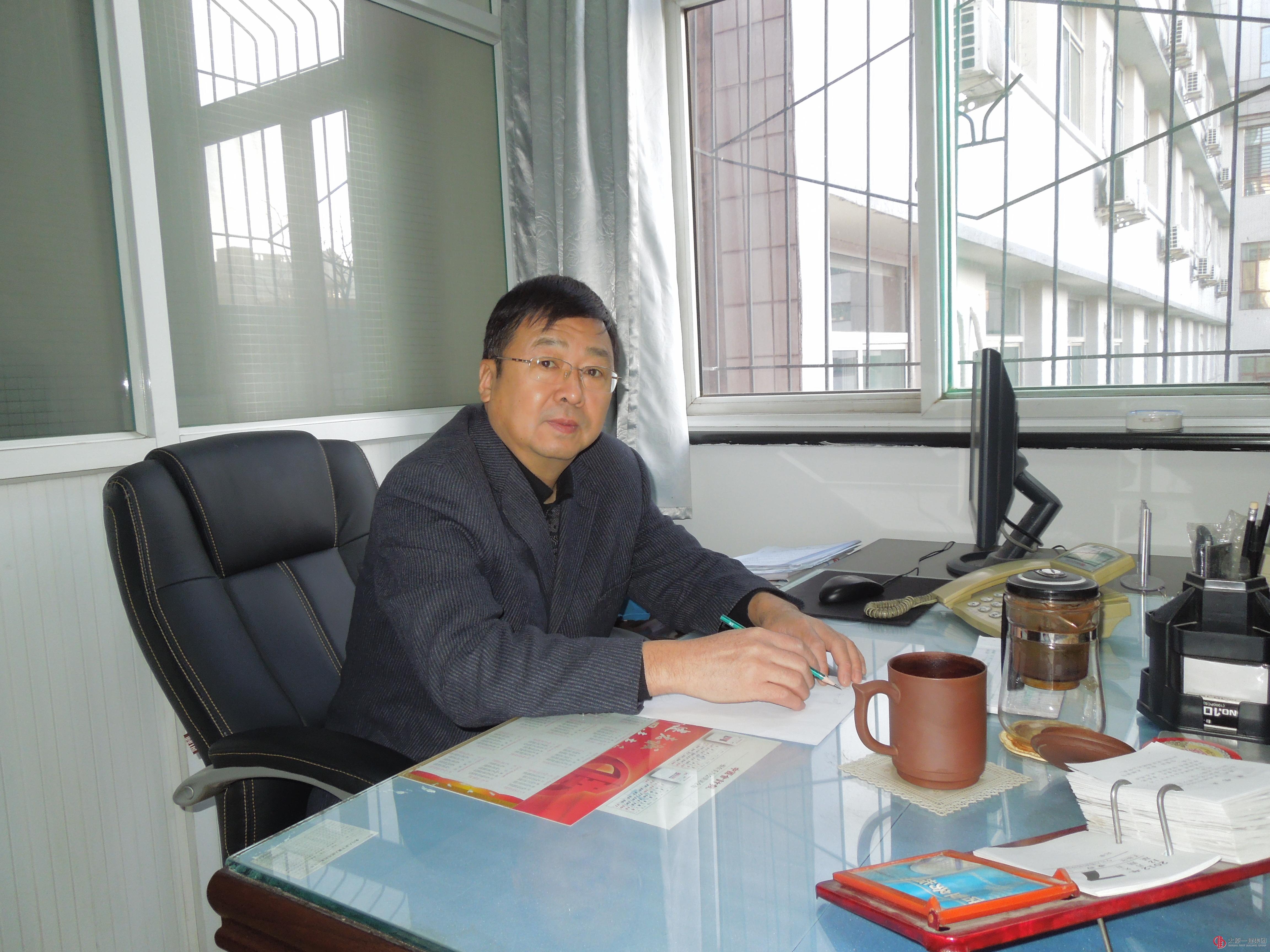 學習十八大精神，盡職盡責做好財務工作