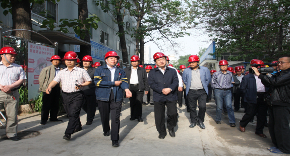 集團公司組織召開施工現場觀摩現場會